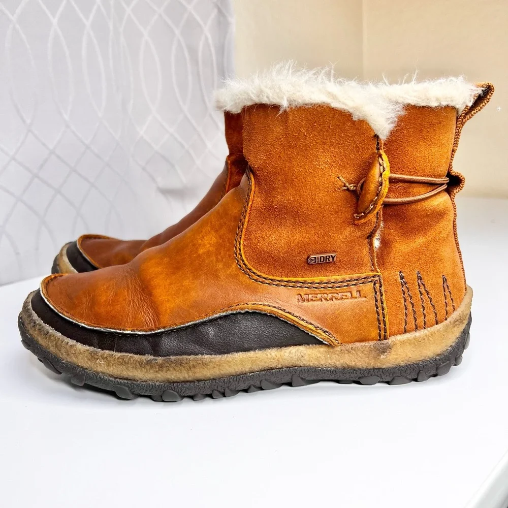 Merrell Women’s Tremblant Pull On Polar Boots Size 8